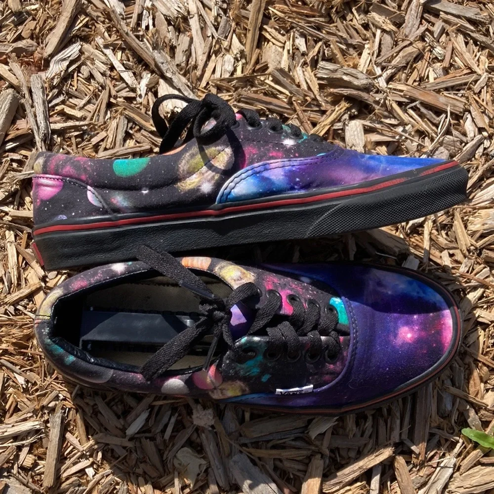 Custom Galaxy Vans 👟 🌌 - Picture 5 of 7